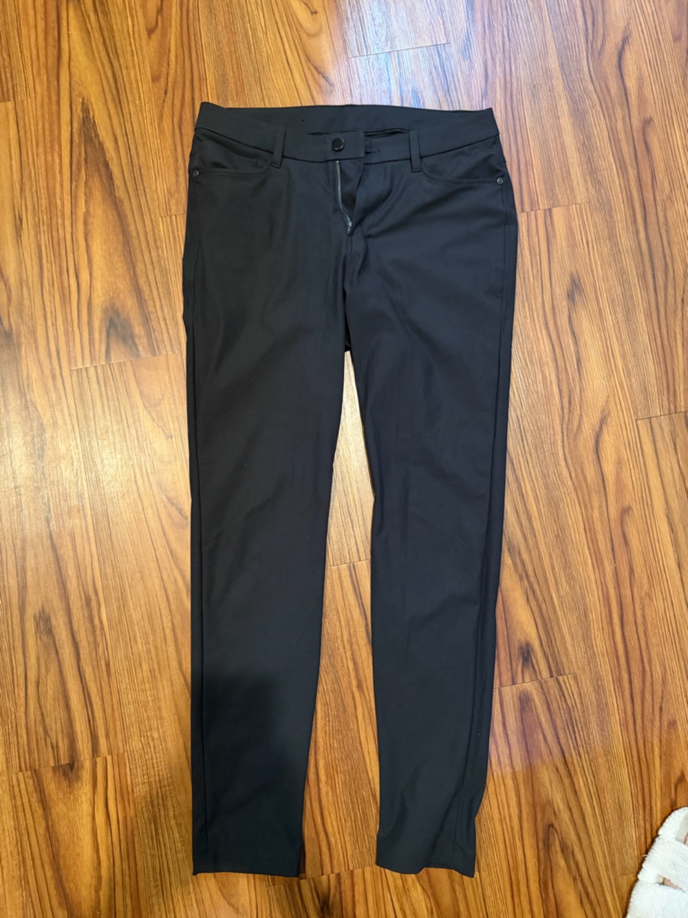 Lululemon men’s Black Active Pants - Size 31